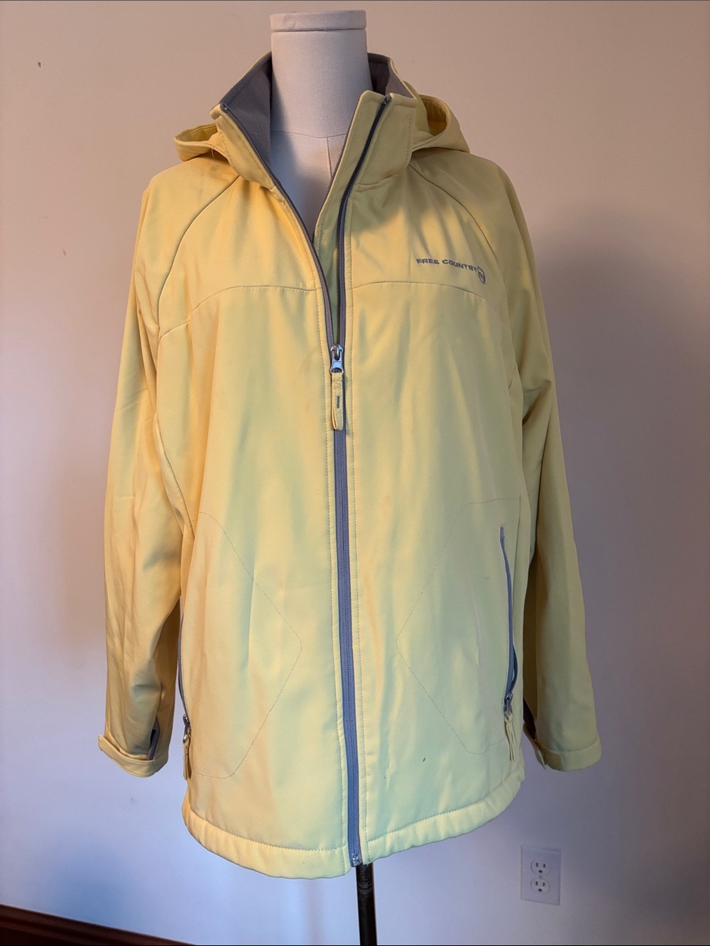Free Country Pale Yellow Hooded Utility Jacket with Gray Trim